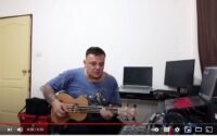 fretless u-bass